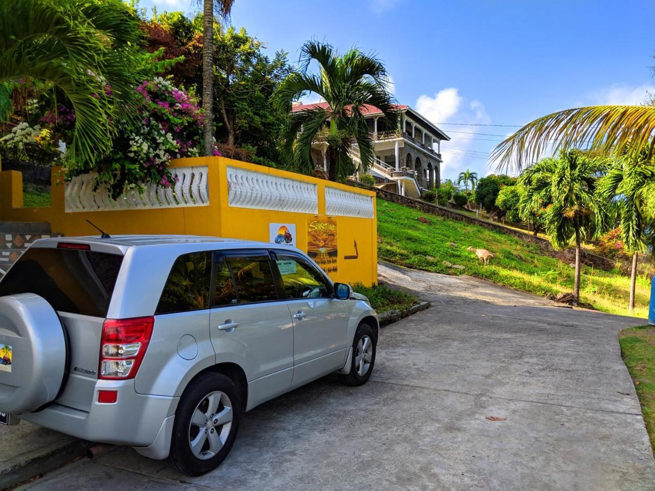Sunset Lane Hotel Laborie Exterior photo